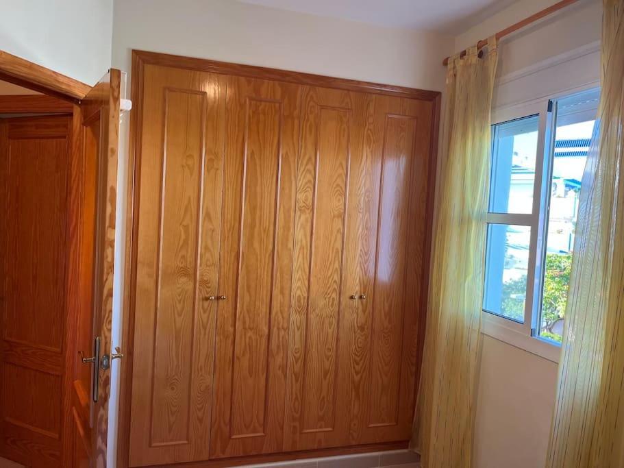 Apartamento En Costa Ballena, Urb. Playa Ballena カディス エクステリア 写真